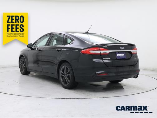 Black 2018 Ford Fusion SE