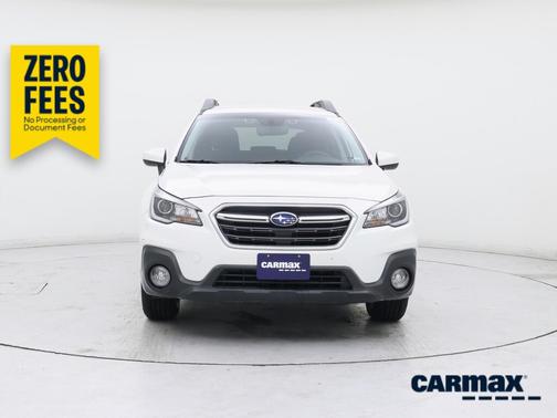 White 2019 Subaru Outback 2.5I Premium