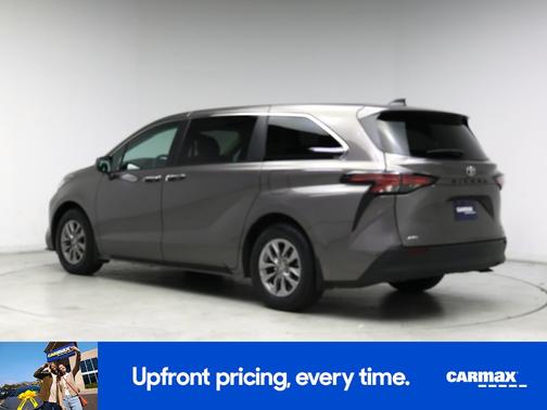 Gray 2022 Toyota Sienna XLE