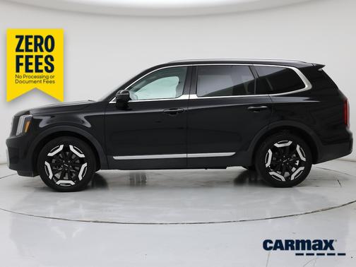 Black 2025 Kia Telluride S