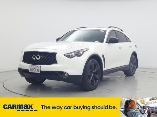 2017 INFINITI QX70
