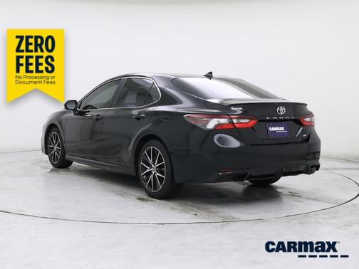 Black 2021 Toyota Camry SE