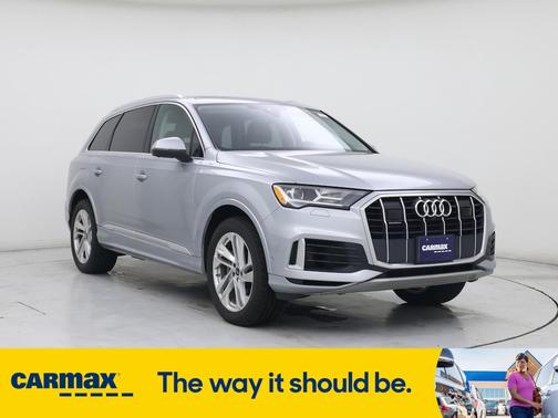 2023 Audi Q7 Premium Plus