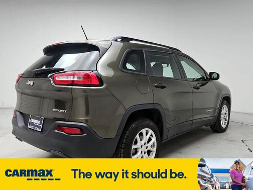 2016 Jeep Cherokee Sport