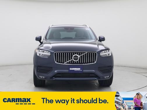2021 Volvo XC90 T5 Momentum