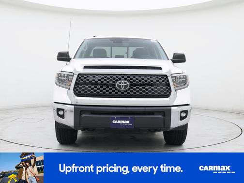 White 2018 Toyota Tundra SR5