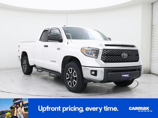 White 2018 Toyota Tundra SR5