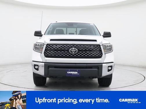 White 2018 Toyota Tundra SR5