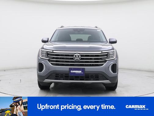 Gray 2024 Volkswagen Atlas SE