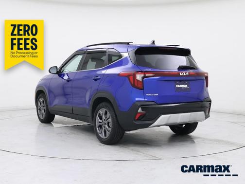 Blue 2024 Kia Seltos S