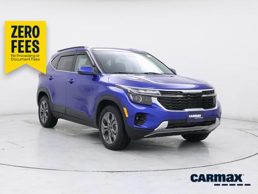 Blue 2024 Kia Seltos S