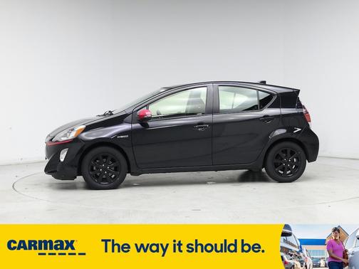 2016 Toyota Prius c Persona Series