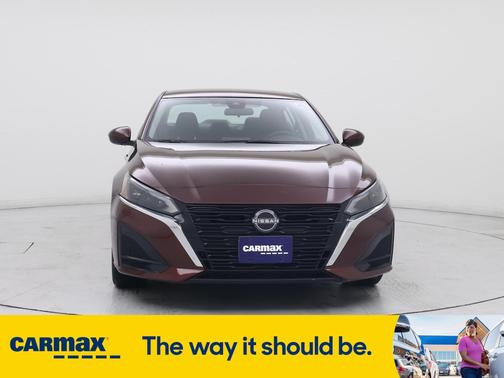2023 Nissan Altima SV