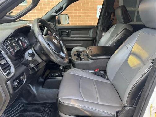 2022 RAM 2500 Tradesman Crew Cab 4x4 8' Box