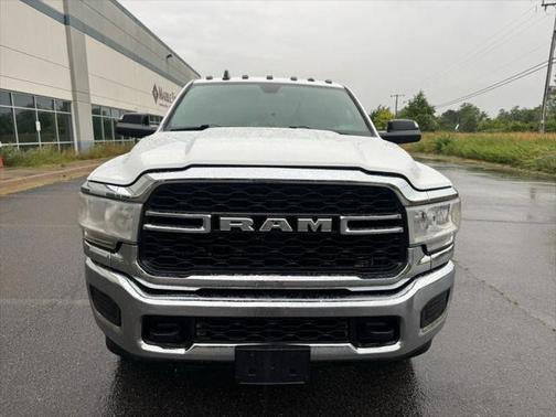 2022 RAM 2500 Tradesman Crew Cab 4x4 8' Box
