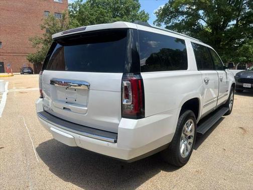 2017 GMC Yukon XL Denali