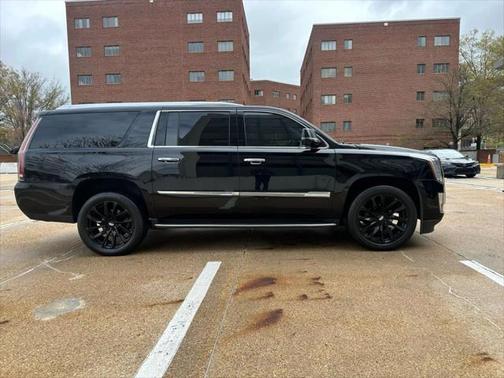 2017 Cadillac Escalade ESV Sport