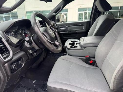 2022 RAM 2500 Big Horn Crew Cab 4x4 6'4' Box