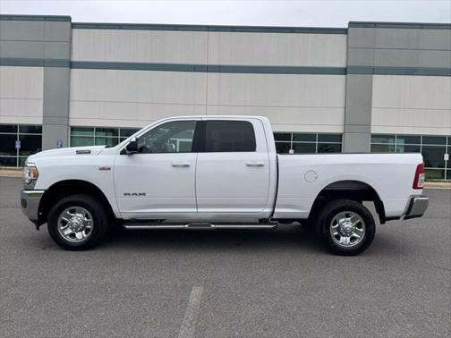 2022 RAM 2500 Big Horn Crew Cab 4x4 6'4' Box