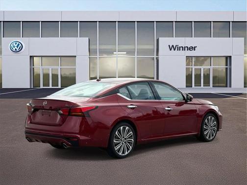 2024 Nissan Altima 2.5 SL