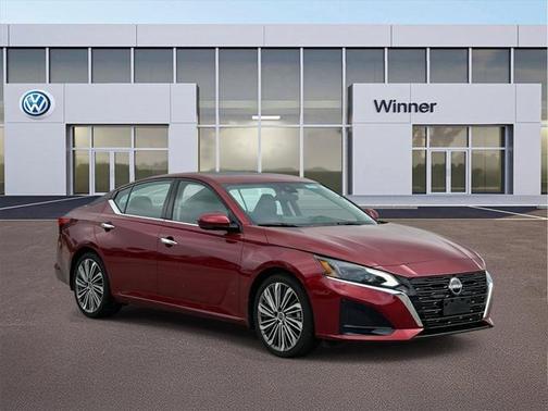 2024 Nissan Altima 2.5 SL