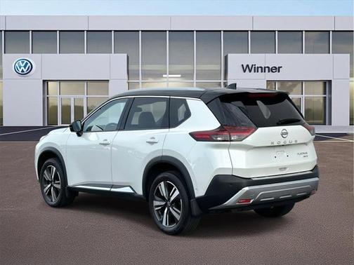 2022 Nissan Rogue Platinum