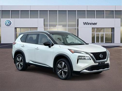 2022 Nissan Rogue Platinum