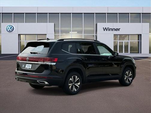 2025 Volkswagen Atlas 2.0T SE