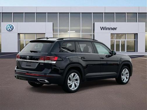 2022 Volkswagen Atlas 2.0T SE w/Technology 4MOTION