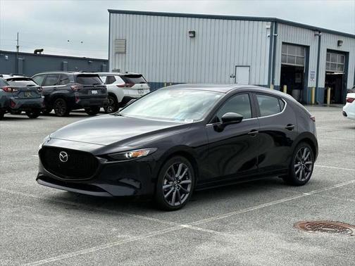 2023 Mazda Mazda3 FWD w/Preferred Package