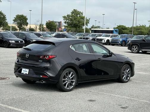 2023 Mazda Mazda3 FWD w/Preferred Package
