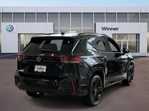 2025 Volkswagen Tiguan 2.0T SE R-Line Black 4MOTION