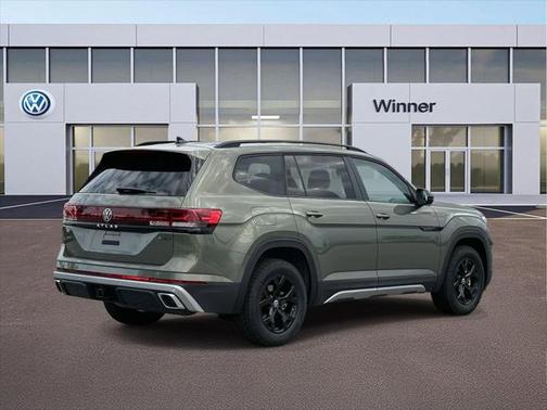 2025 Volkswagen Atlas 2.0T Peak Edition