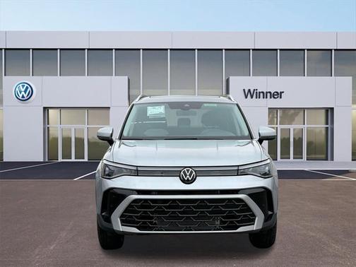 2025 Volkswagen Taos 1.5T SEL