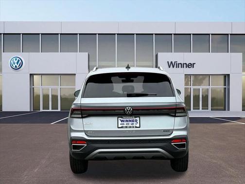 2025 Volkswagen Taos 1.5T SEL