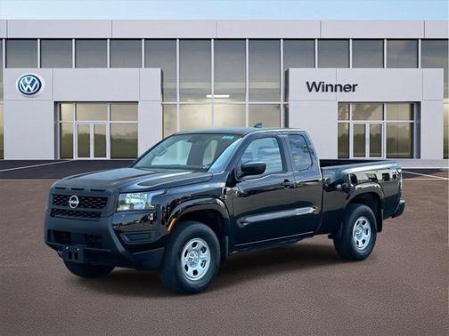 2025 Nissan Frontier S