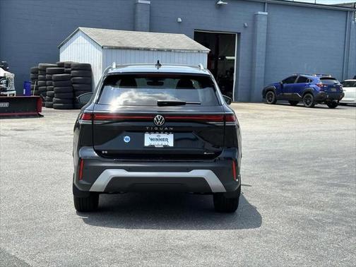 2025 Volkswagen Tiguan 2.0T SE 4MOTION