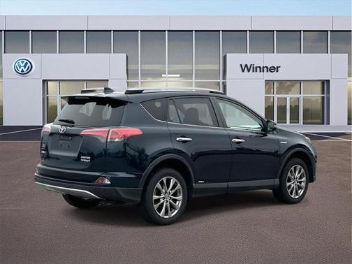 2018 Toyota RAV4 Hybrid SE