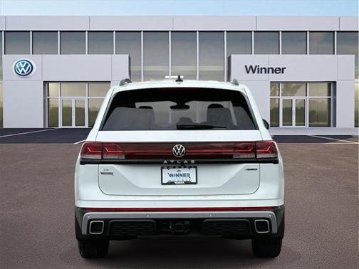 2025 Volkswagen Atlas 2.0T Peak Edition