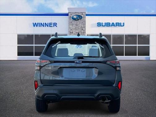 2025 Subaru Forester Base