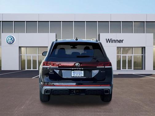 2025 Volkswagen Atlas 2.0T Peak Edition