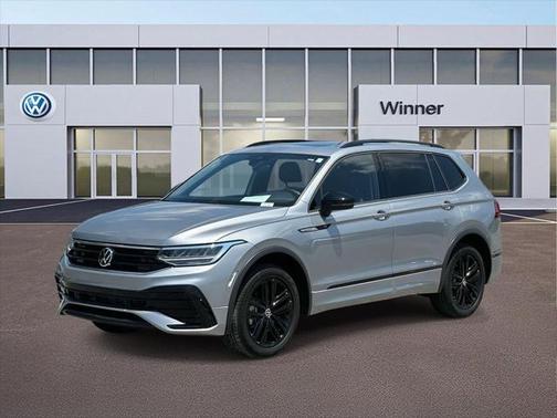 2022 Volkswagen Tiguan 2.0T SE R-Line Black 4MOTION