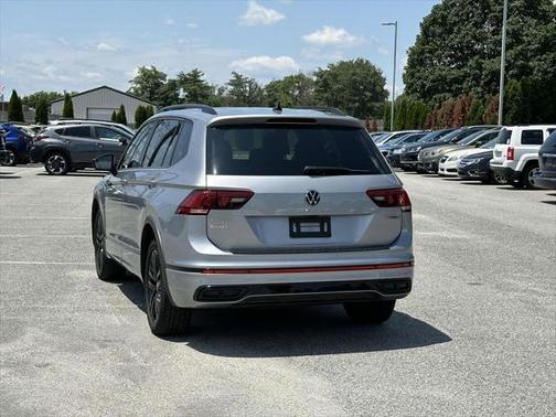 2022 Volkswagen Tiguan 2.0T SE R-Line Black 4MOTION