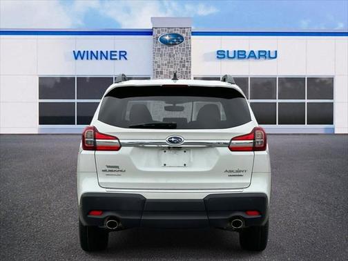 2022 Subaru Ascent Limited 8-Passenger