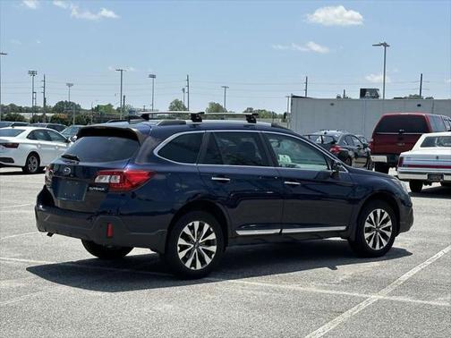 2018 Subaru Outback 2.5i Touring