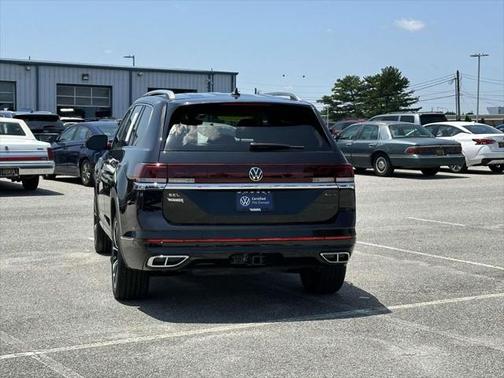 2024 Volkswagen Atlas 2.0T SEL Premium R-Line 4MOTION