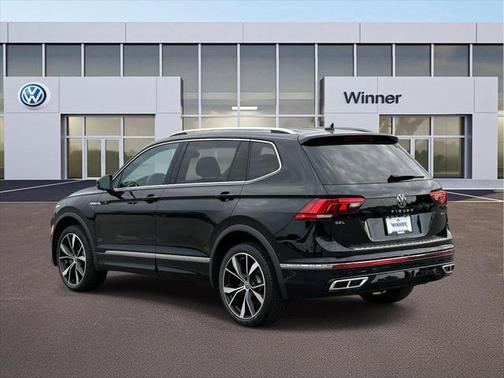 2022 Volkswagen Tiguan 2.0T SEL R-Line 4MOTION