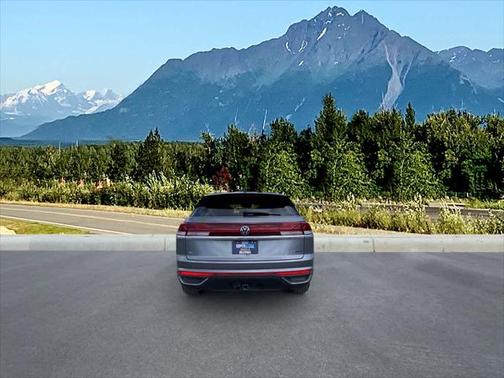 2024 Volkswagen Atlas Cross Sport 2.0T SE w/Technology 4MOTION