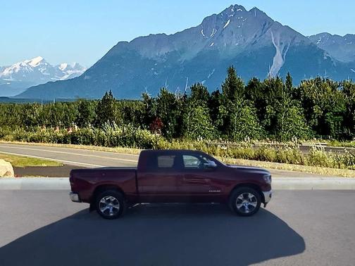 Delmonico Red Pearlcoat 2024 RAM 1500 Laramie