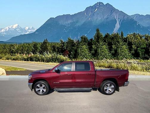 Delmonico Red Pearlcoat 2024 RAM 1500 Laramie